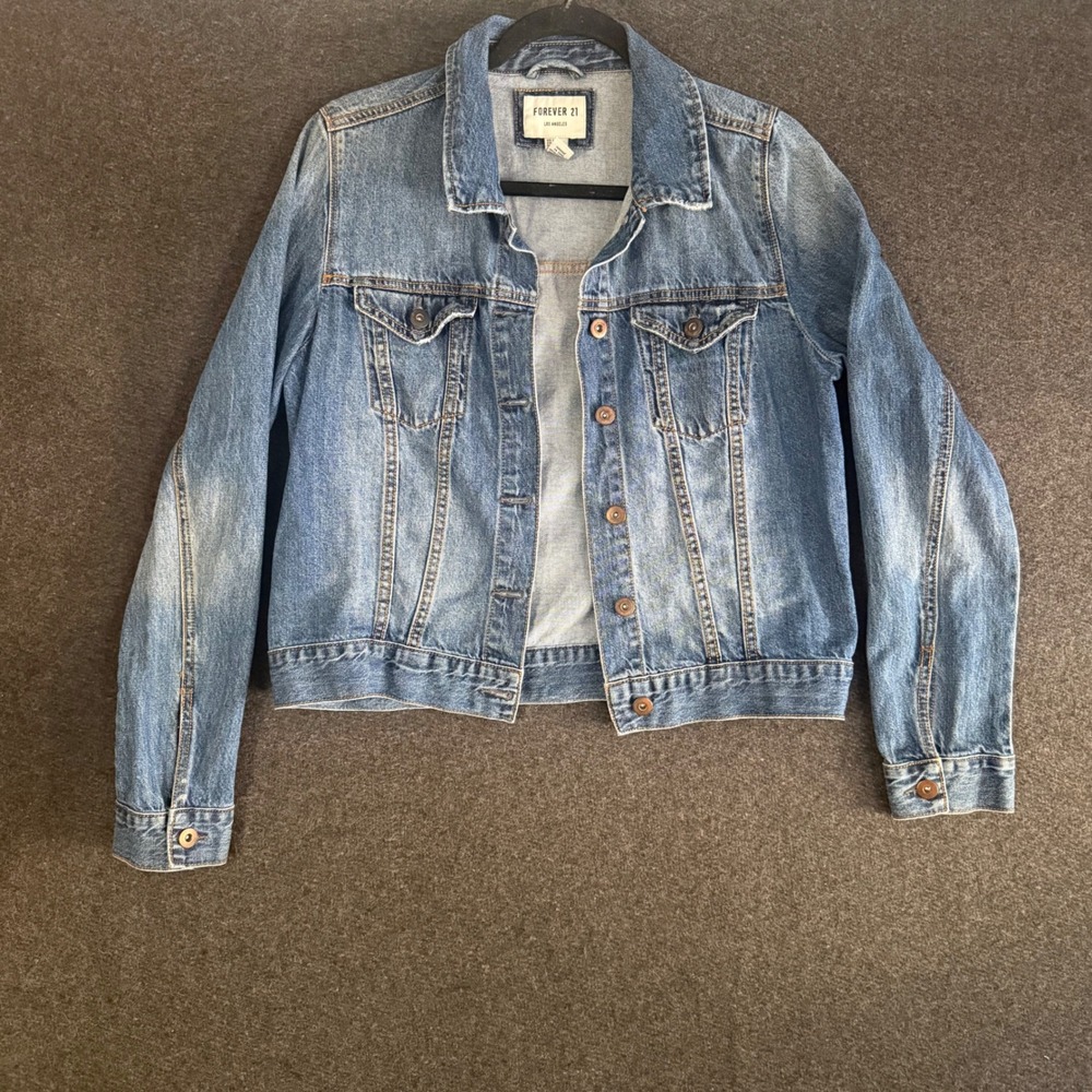 Womens Blue Denim Jacket Medium Wash Trucker Jean Jacket Large‎ distress